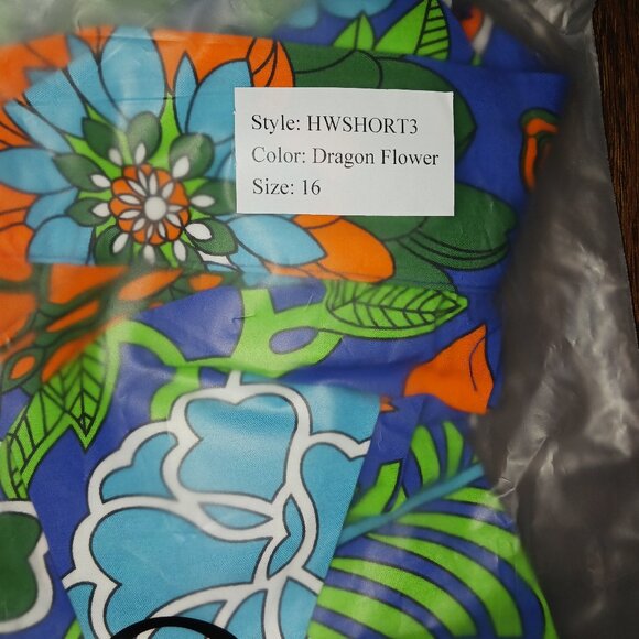 TRASHY DIVA DESIGNER PSYCHEDELIC 60S DRAGON FLOWER PRINT HIGH WAIST SHORTS NWT - Picture 5 of 5